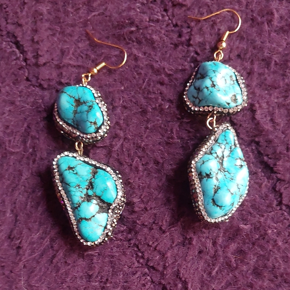 Turquoise and Gold Dangle Earrings